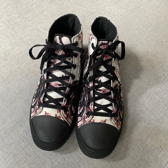 RAAD Shop brand, custom design hightops. Lightly worn, men’s size 11. - Picture 3 of 8